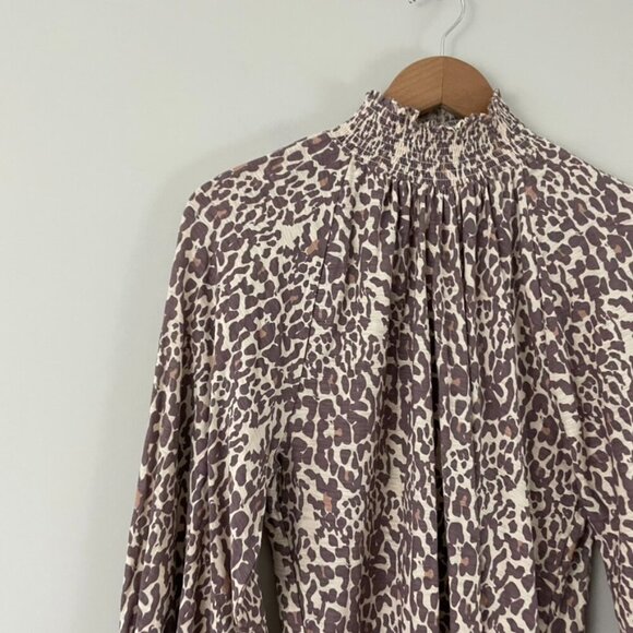 Nation LTD Melanie Smocked Peasant Top in Animal Print Size Medium - Picture 6 of 6